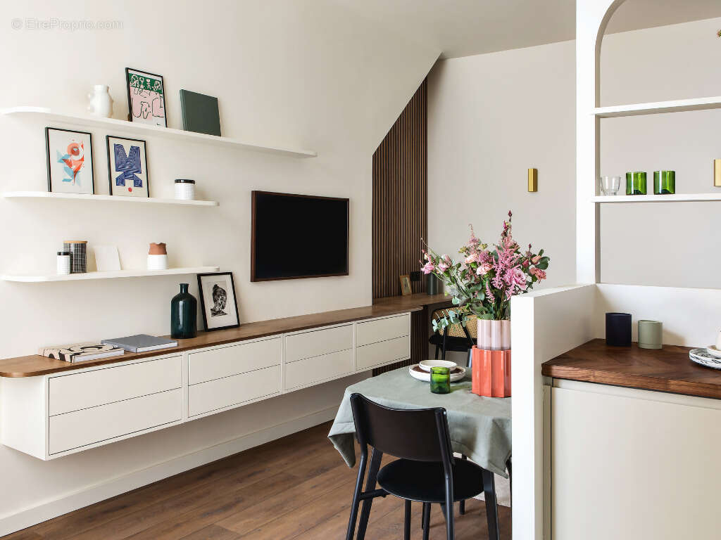 Appartement à PARIS-3E