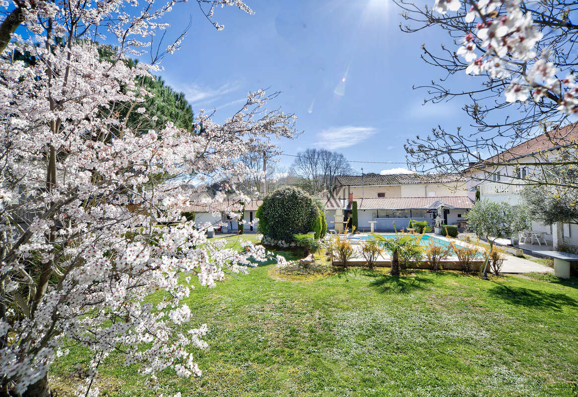 Appartement à GRAULHET