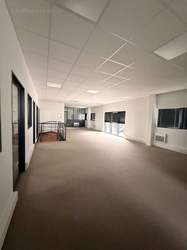 Commerce 451 m² à Saint-Malo  - photo 8