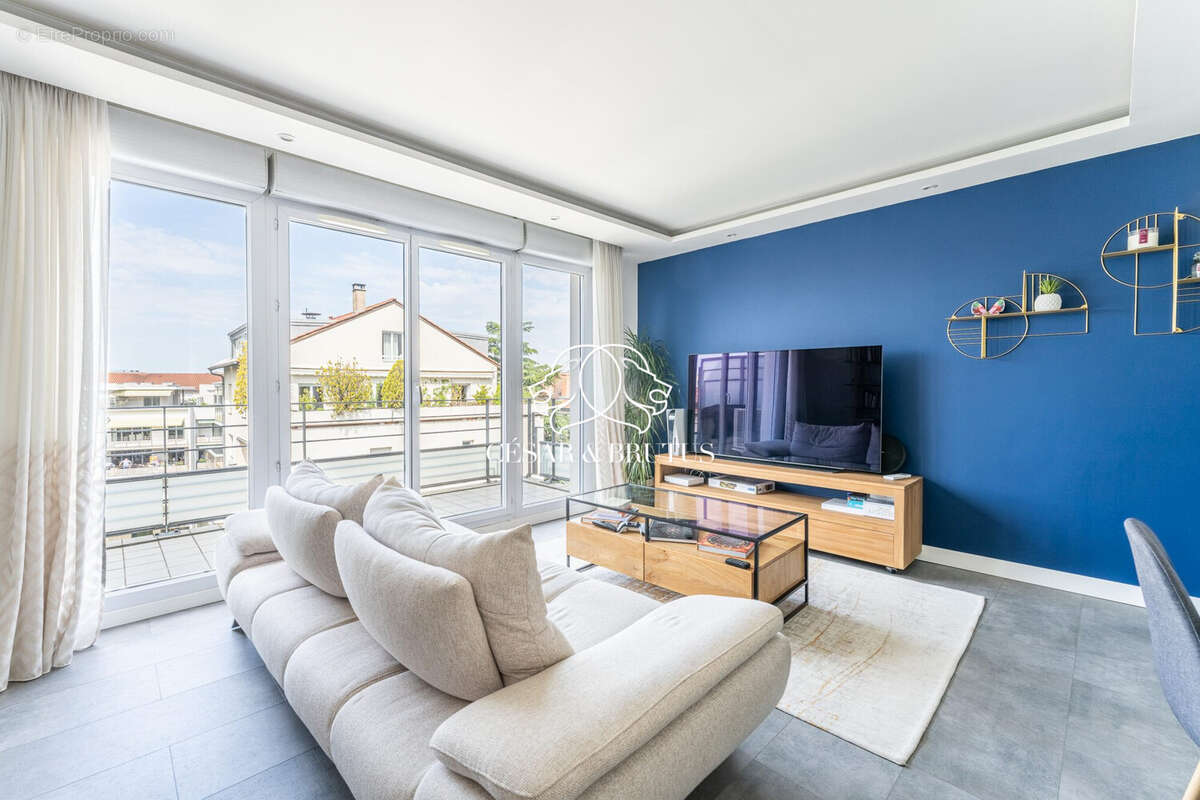 Appartement à LYON-8E