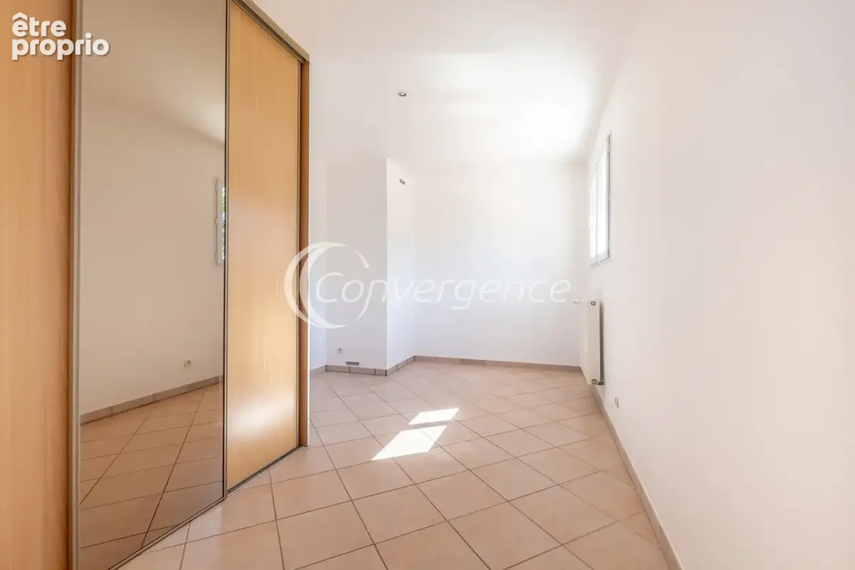 Maison contemporaine avec piscine -165 m2 - 6 chambres. - photo 11