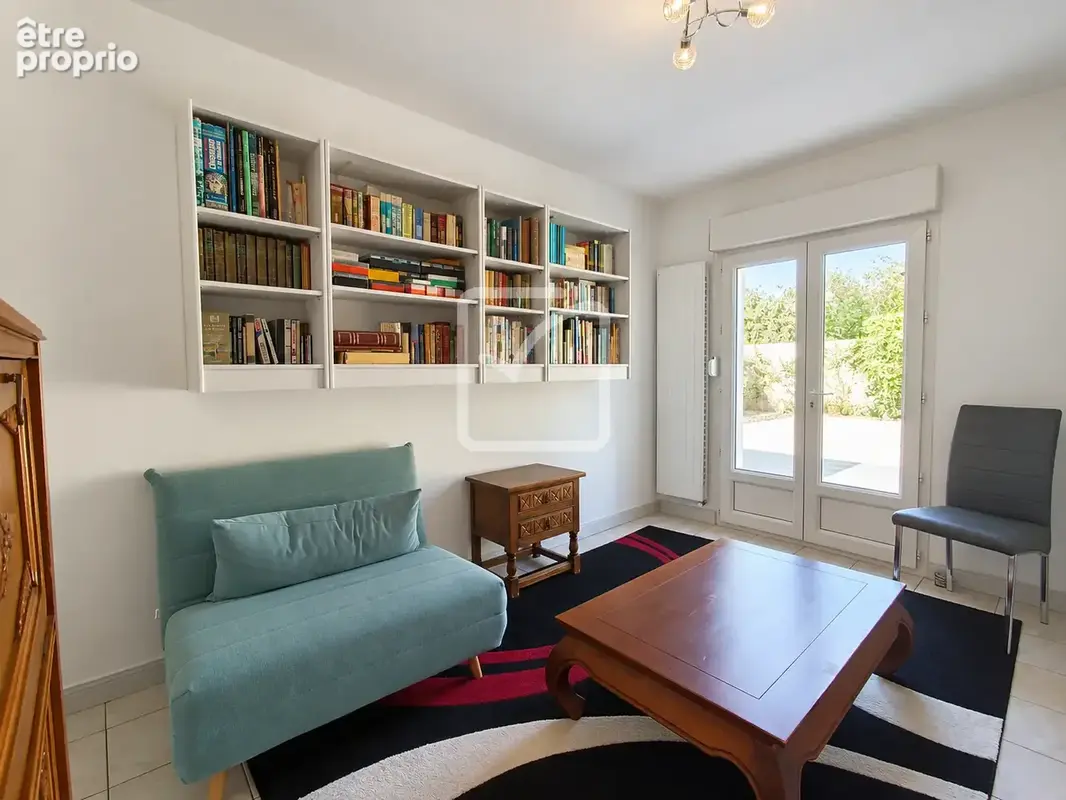 Maison de plain-pied avec 4 chambres, piscine, garage et jardin à Villeneuve-sur-Lot - photo 12