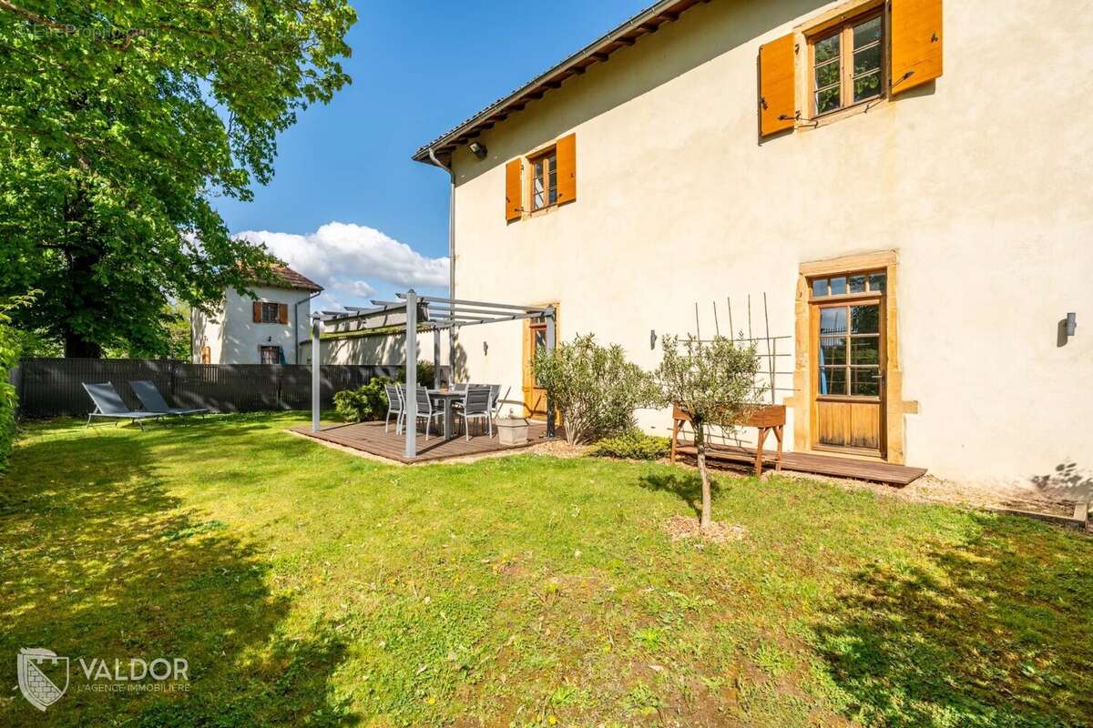 Appartement à ARNAS