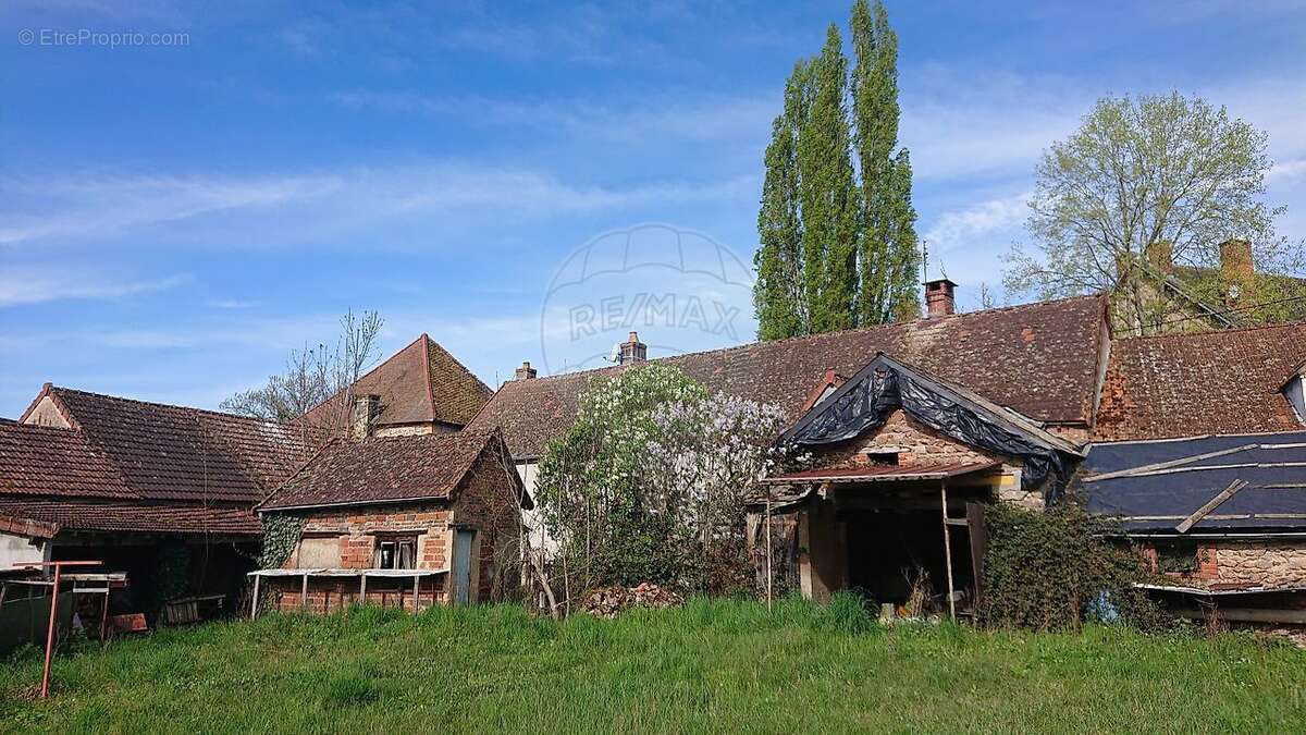 Maison à ISSY-L'EVEQUE