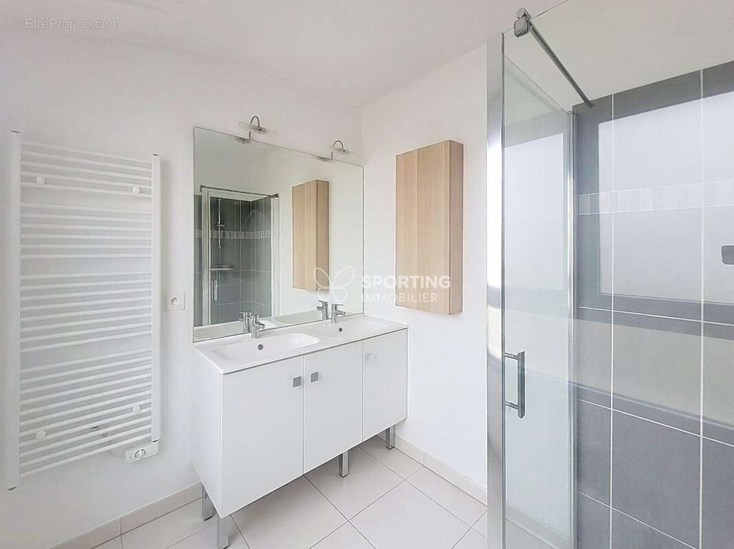 Appartement à CENON