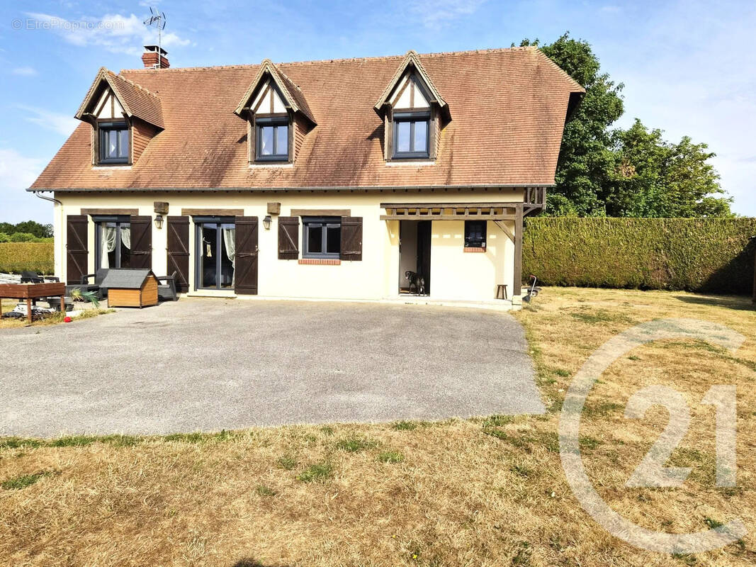 Maison à BERNAY