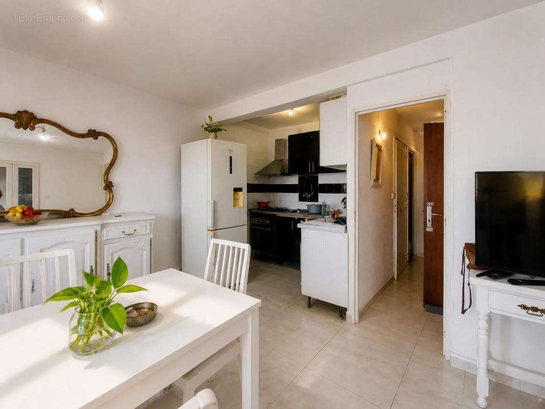 Appartement de 3 pièces de 53 m² à Marseille - photo 3