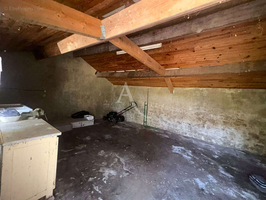 Maison à SAINT-JUST-LUZAC