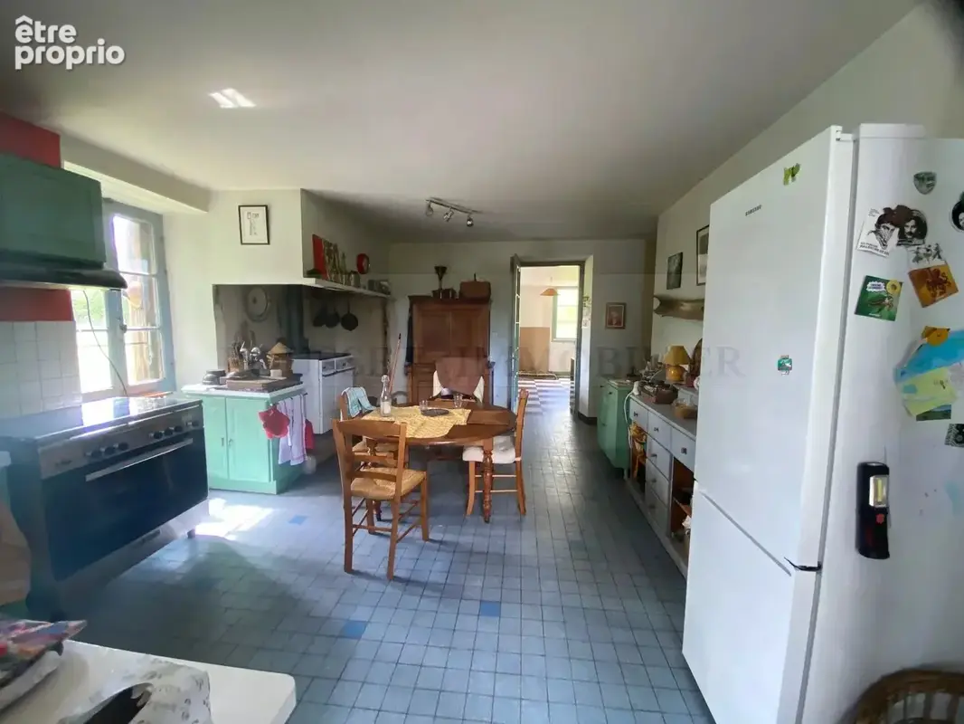 Joie propriété en pierre, comprenant une maison d’habitation, un appartement indépendant, une grande grange en pierre et dépenda - photo 7