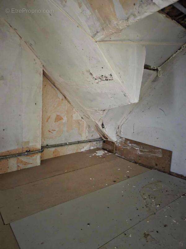 Maison à MUIRANCOURT