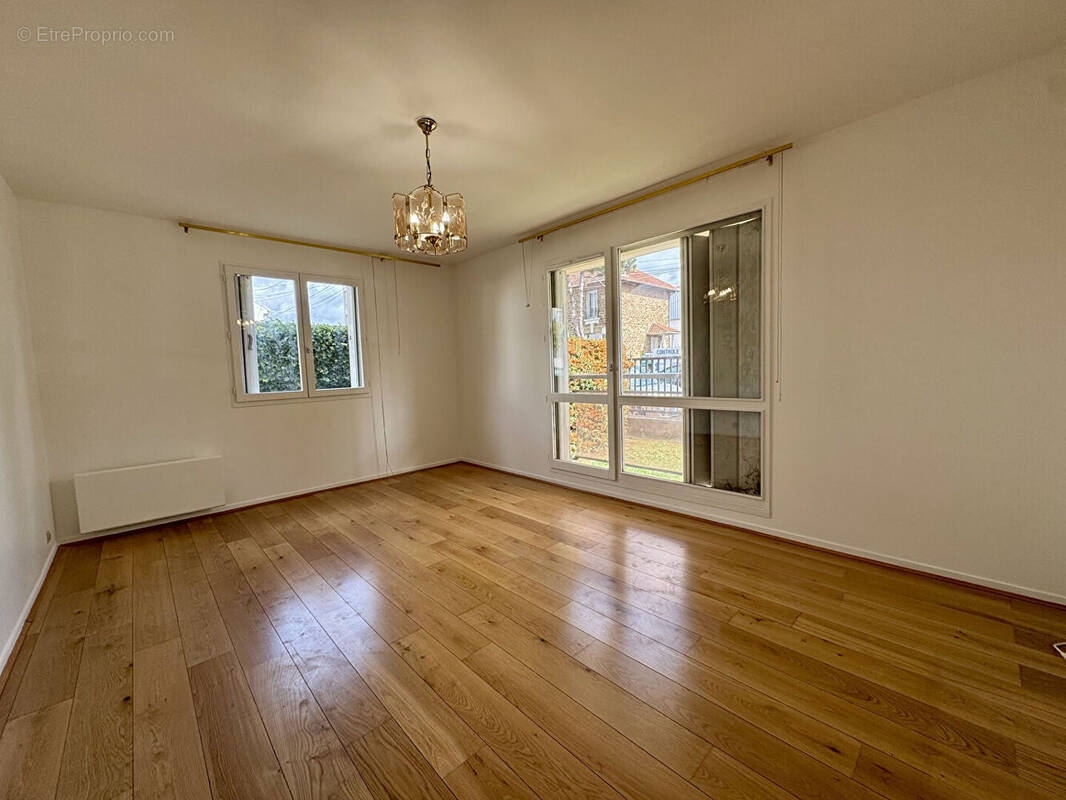 Appartement à LIVRY-GARGAN