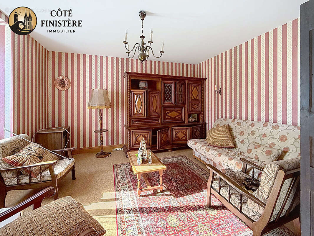 Maison à PLONEOUR-LANVERN