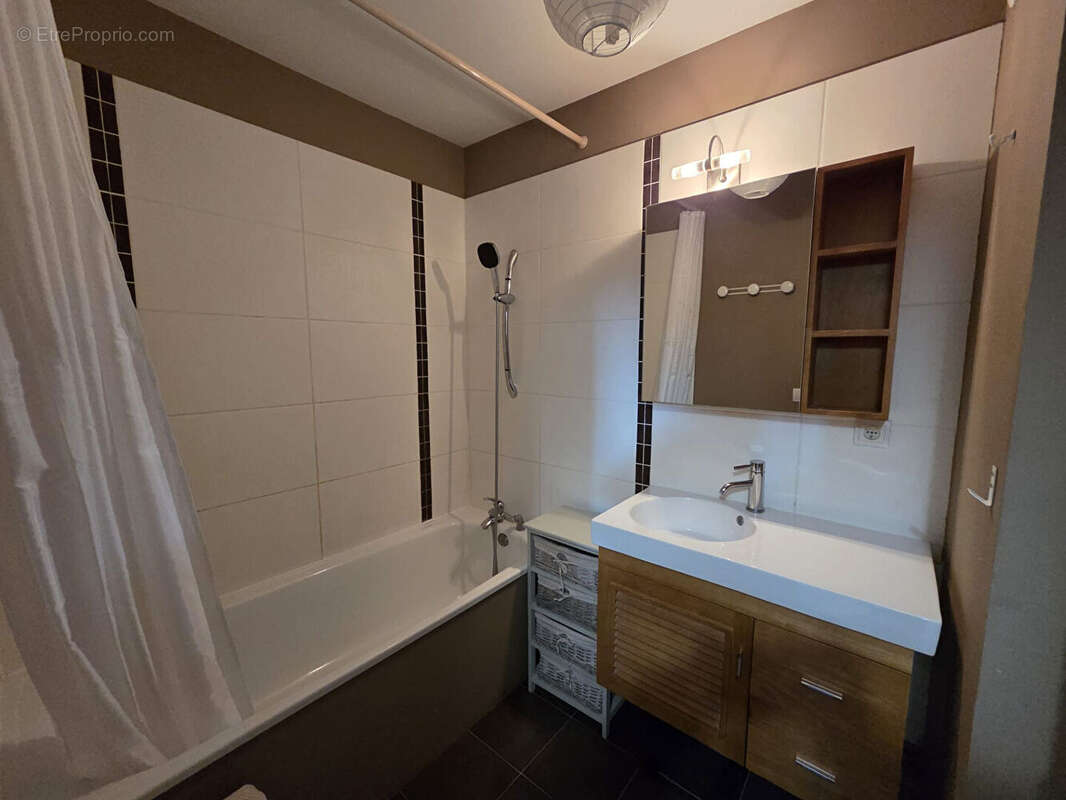 Maison à LE MEE-SUR-SEINE