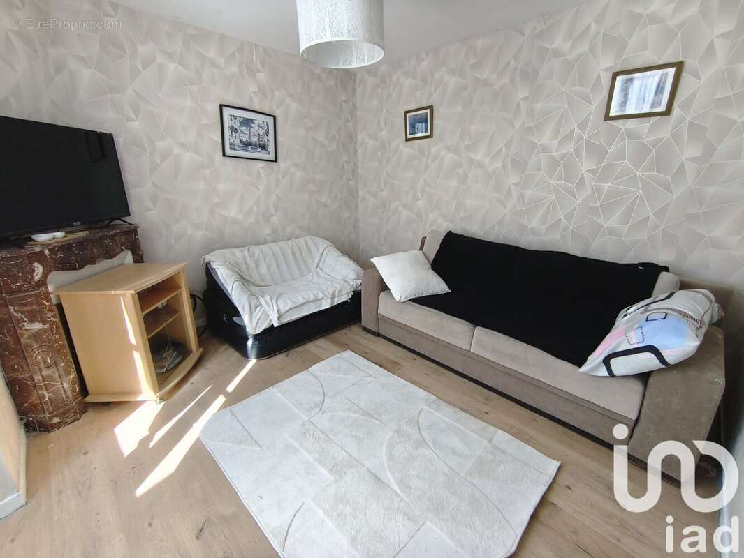 Photo 8 - Maison à CHATENAY-SUR-SEINE