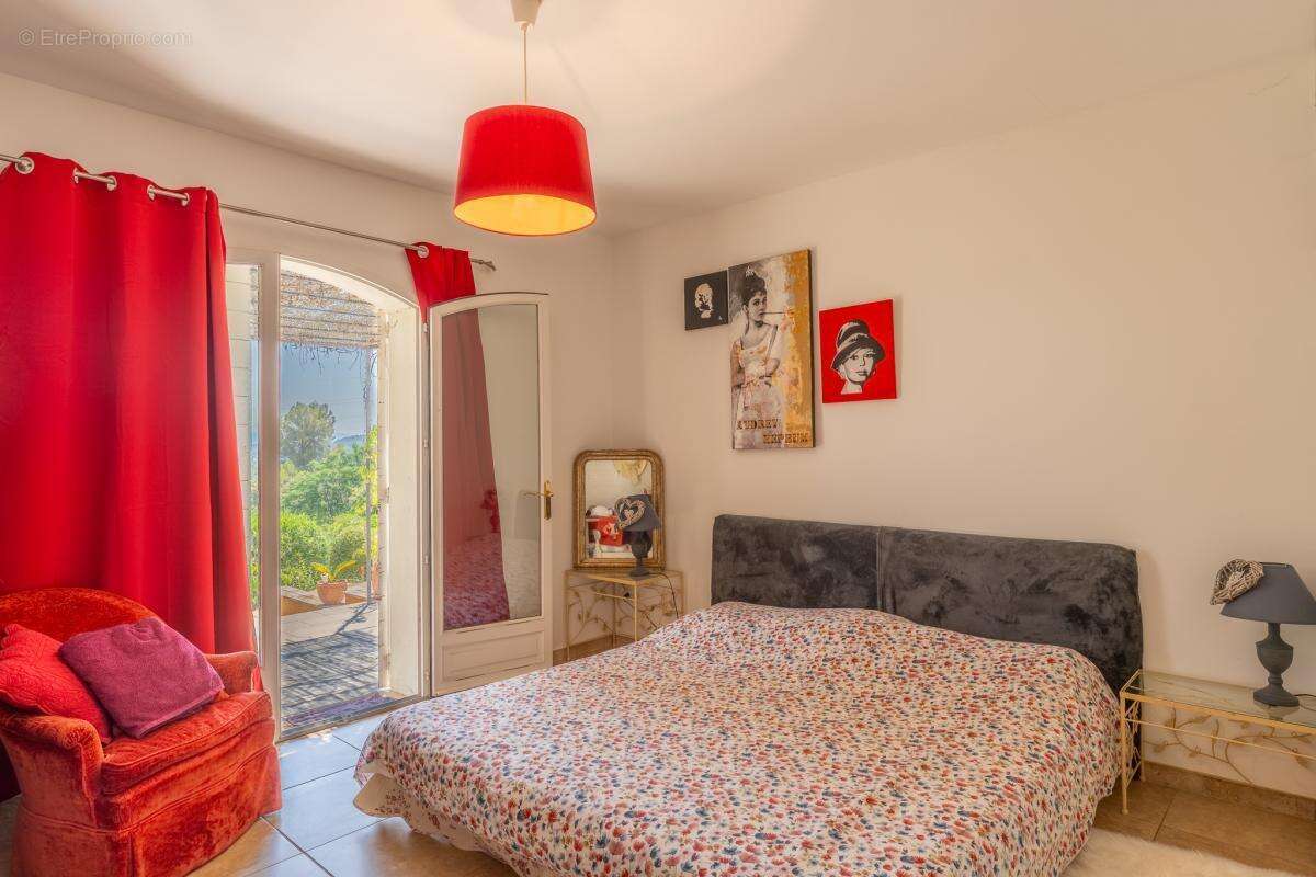 Maison à LA MOTTE