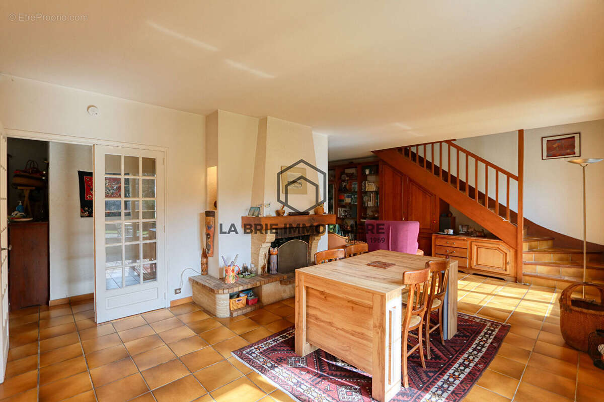 Maison à MAROLLES-EN-BRIE