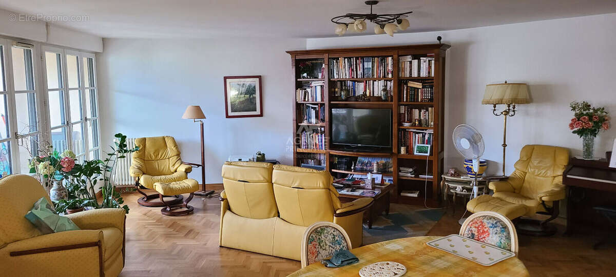 Appartement à MAISONS-LAFFITTE