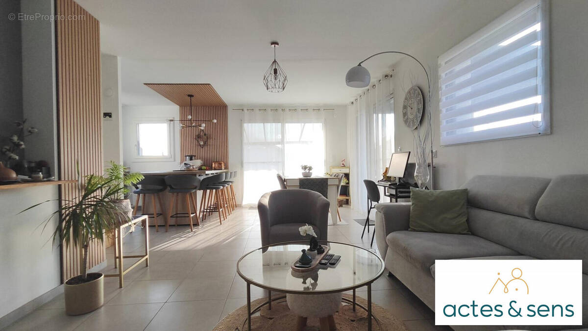 Maison à CHAPAREILLAN