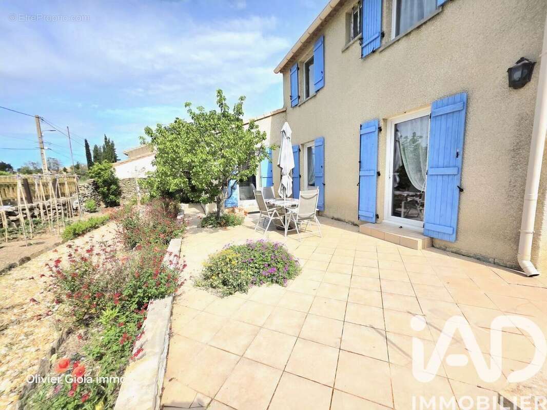 Maison 135 m² à Thezan-Des-Corbieres  - photo 2