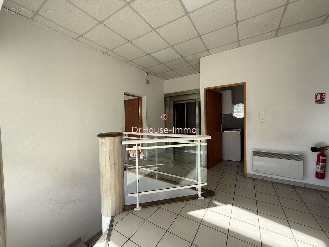 Commerce à MARSEILLE-15E