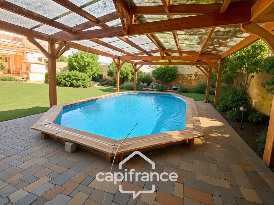 Le perreux sur marne (94) – maison familiale 262,50m² – 4 suites – jardin et piscine hors sol – garage double - photo 2
