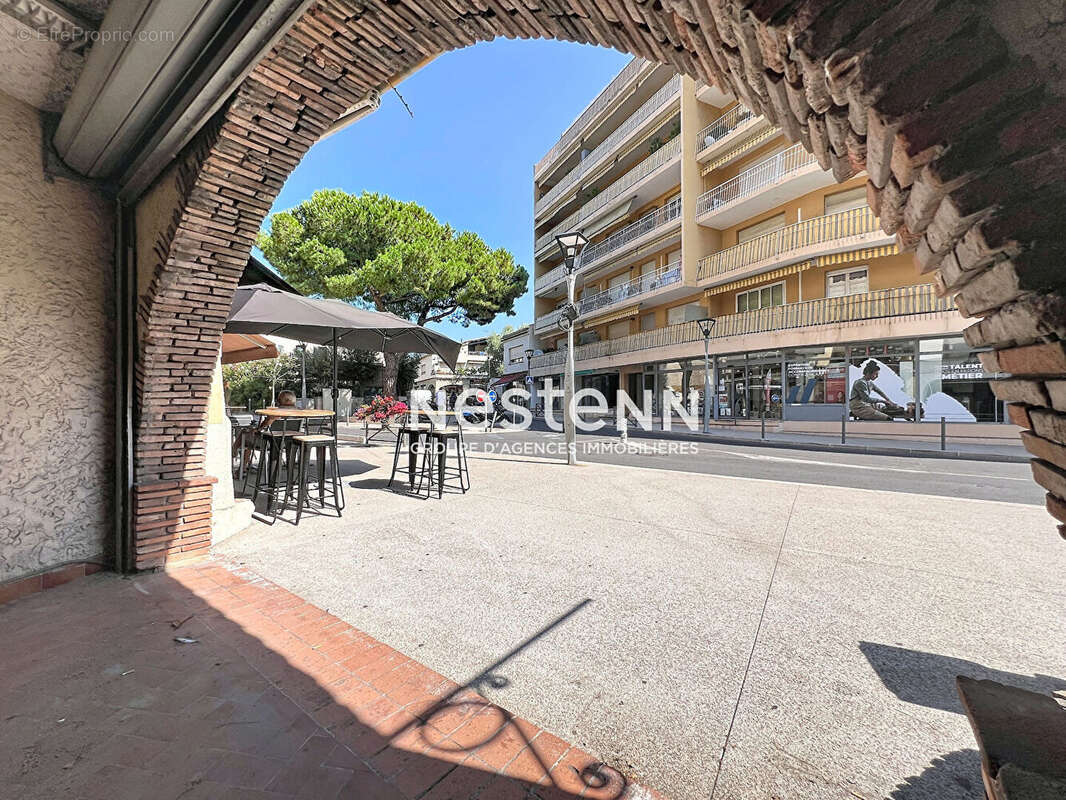 Appartement + local commercial - 82 m² et 108 m² - rue des potiers - pas de copropriété - parking - photo 3
