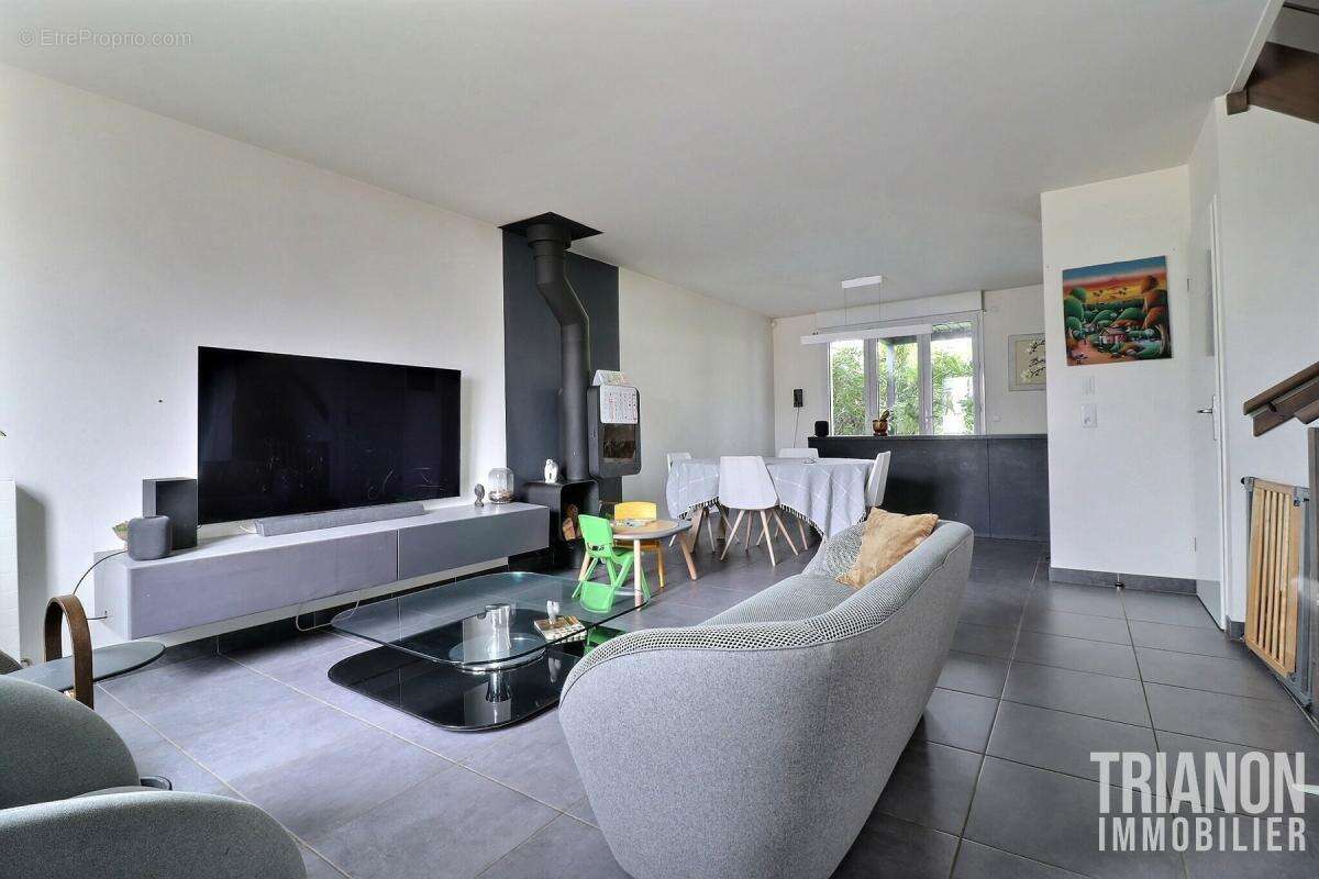 Maison à VILLEPREUX