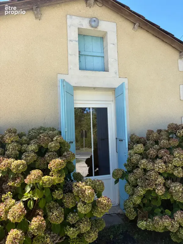 A vendre en Exclusivité : Ensemble immobilier de deux maisons avec grange et garage - photo 10
