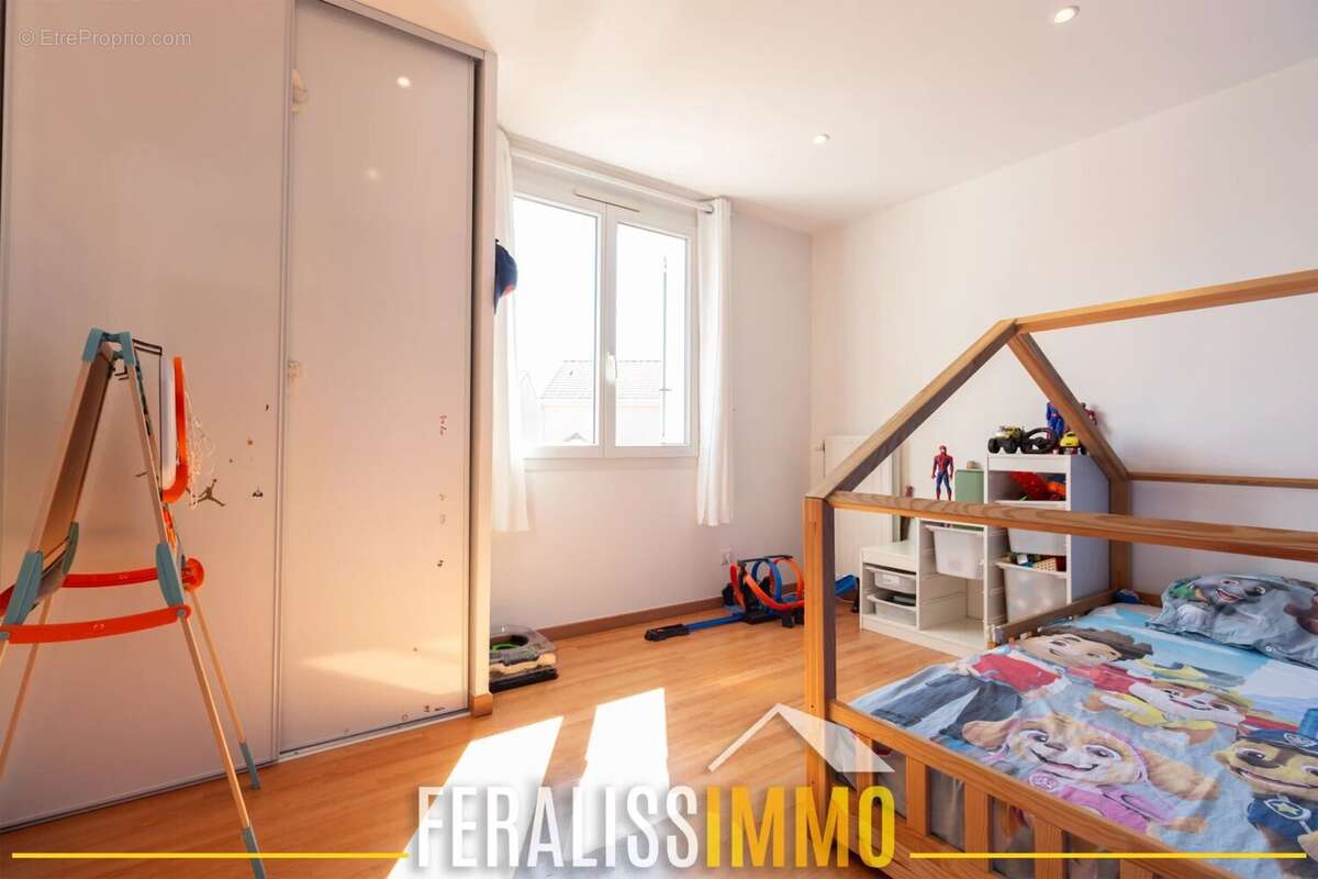 Maison à COURDIMANCHE