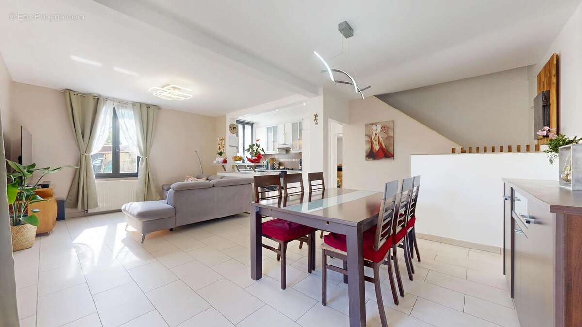 Maison à GAGNY