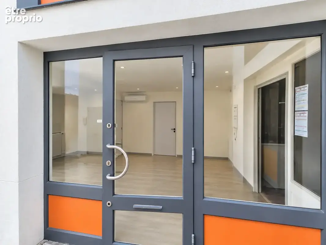 Immeuble mixte avec  potentiel locatif en cœur de ville - photo 2