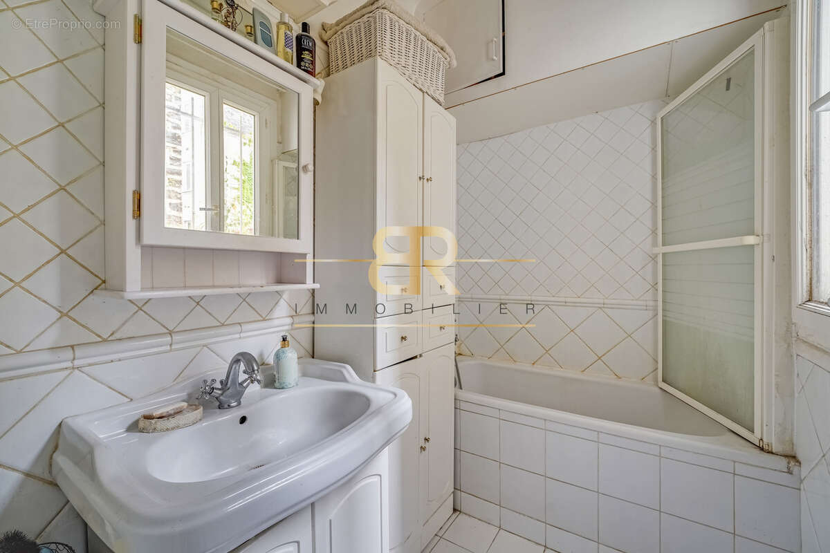 2 pièces calme, avec espace exterieur - photo 12