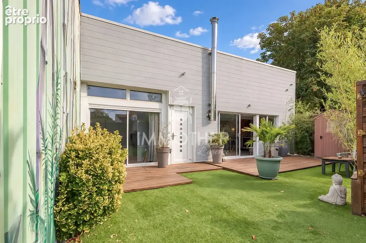 Photo Maison à Poisat au prix de 395 000€