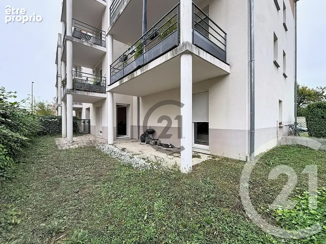Appartement 2 pièces 45 m² à vendre à Saint-Julien-Les-Villas (10800) - photo 6