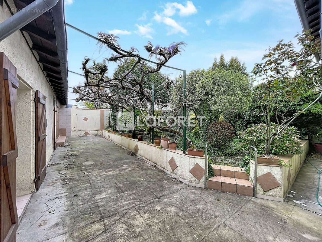 Maison à CASTELSARRASIN