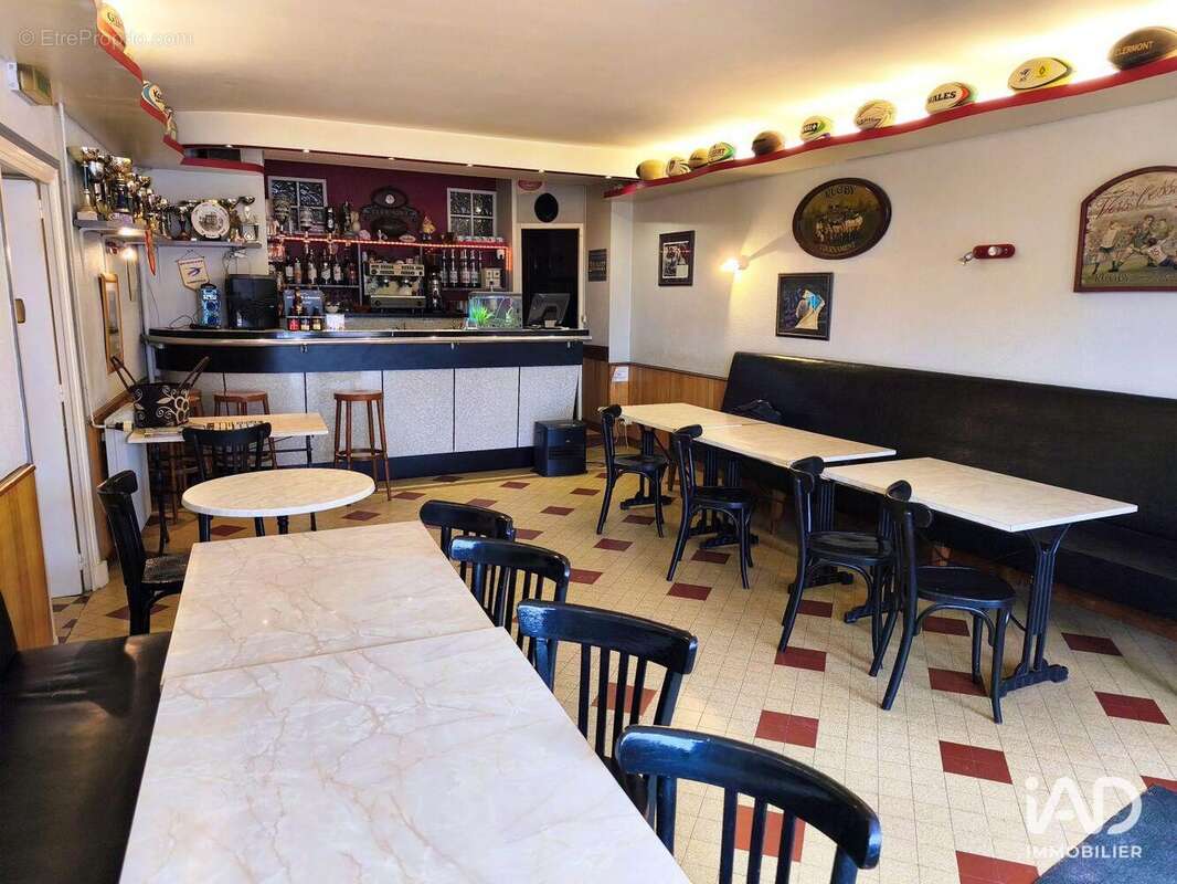 Photo 2 - Commerce à SAINT-GERMAIN-LEMBRON