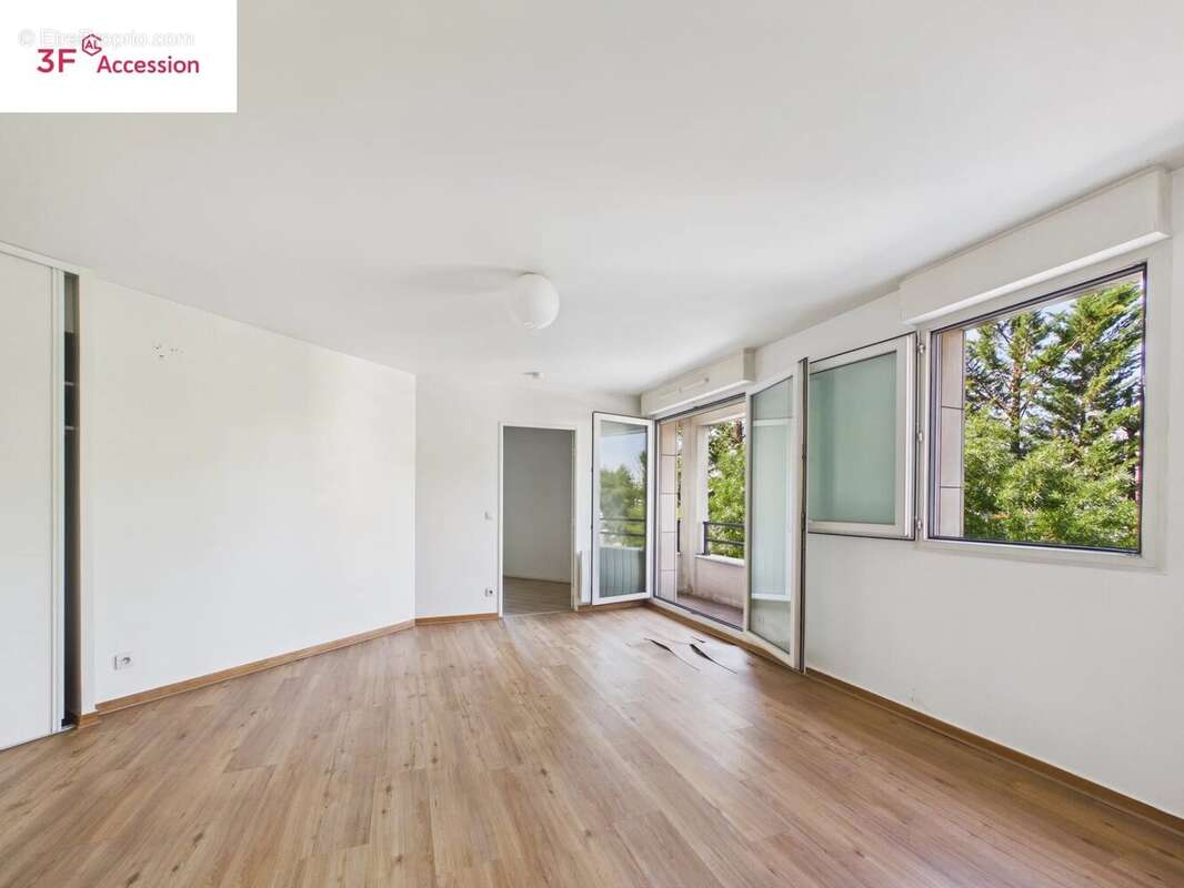 Appartement à ASNIERES-SUR-SEINE