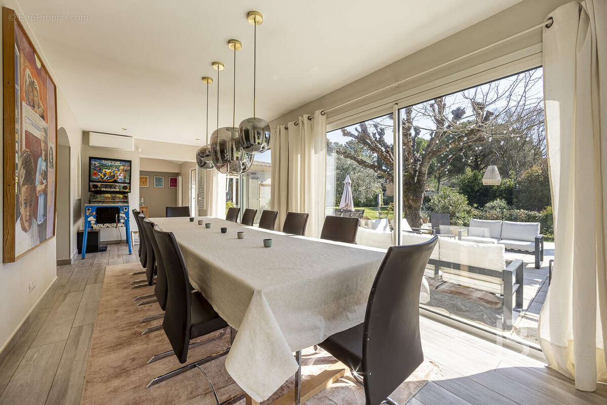 Maison à PEYMEINADE