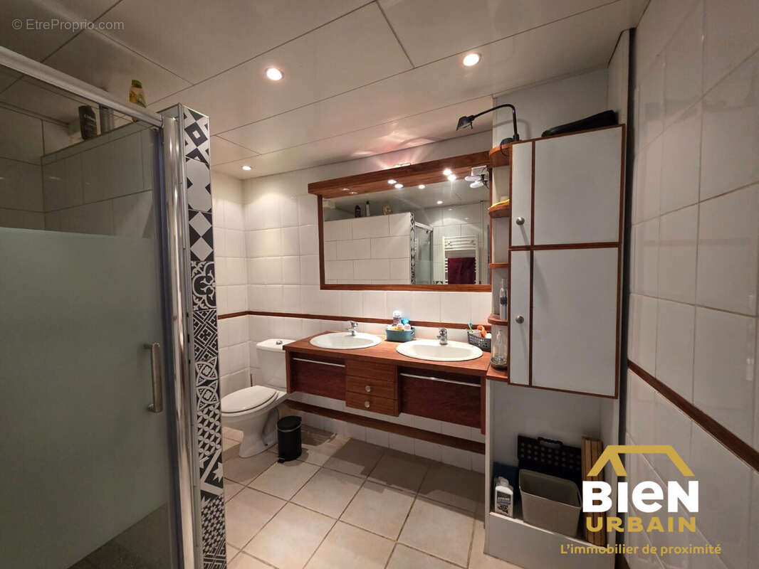 Maison à BELLEGARDE