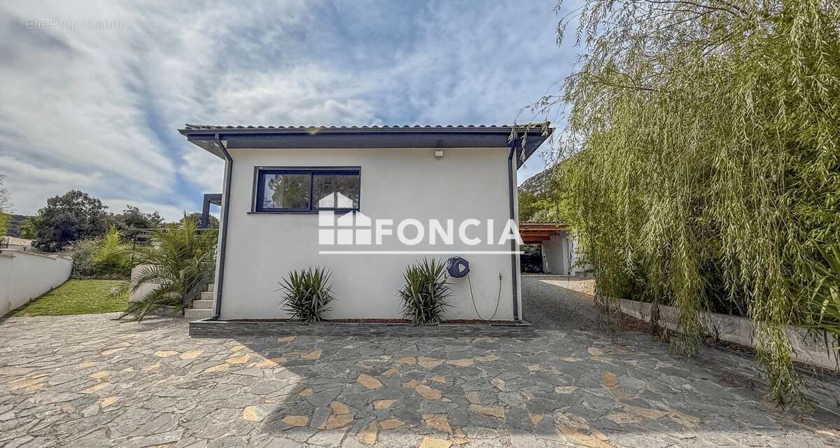 Maison à SAINT-HIPPOLYTE-DU-FORT