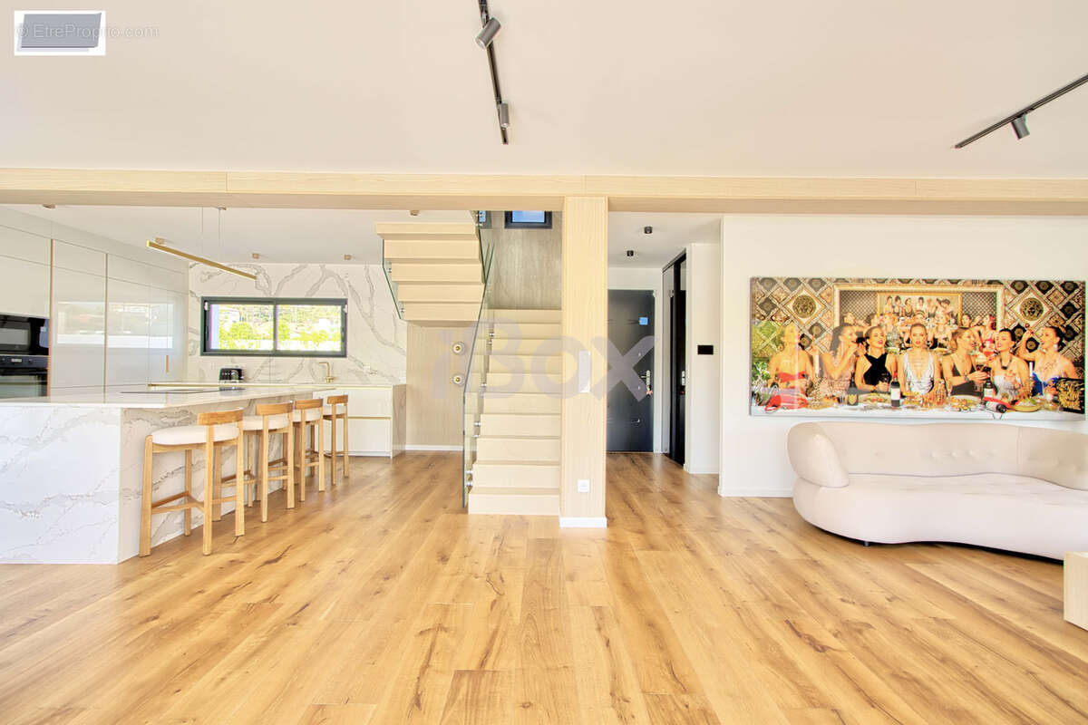 Villa contemporaine d'exception (2025)   La Crau - photo 12