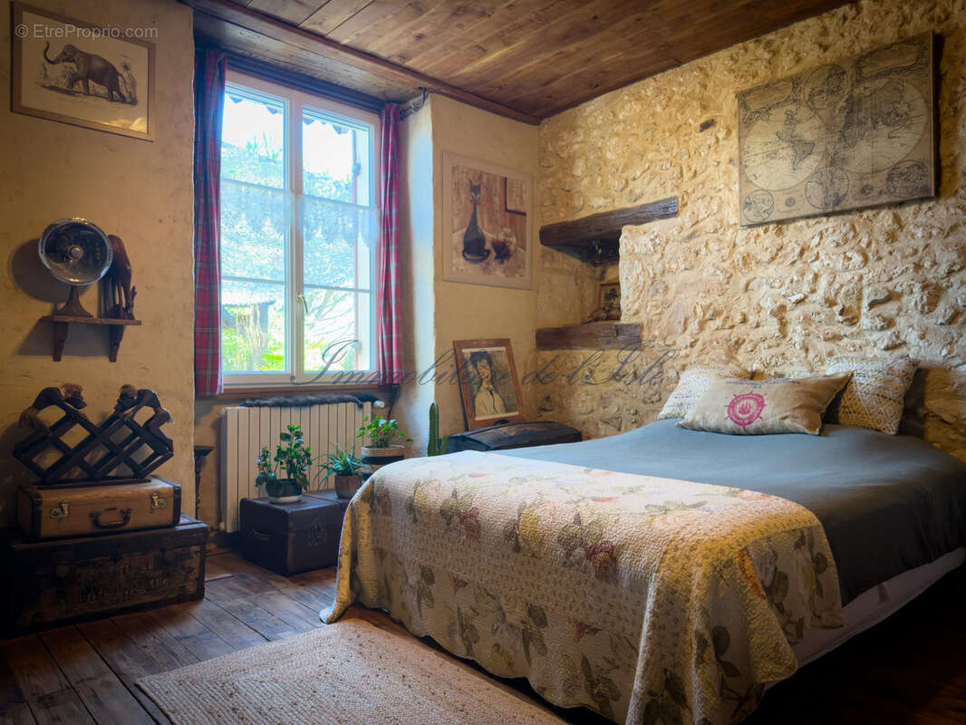 Maison à DOUZILLAC