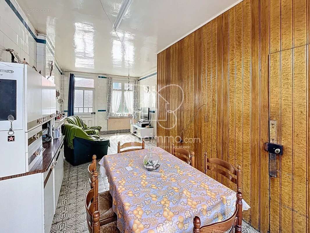 Maison à RAIMBEAUCOURT