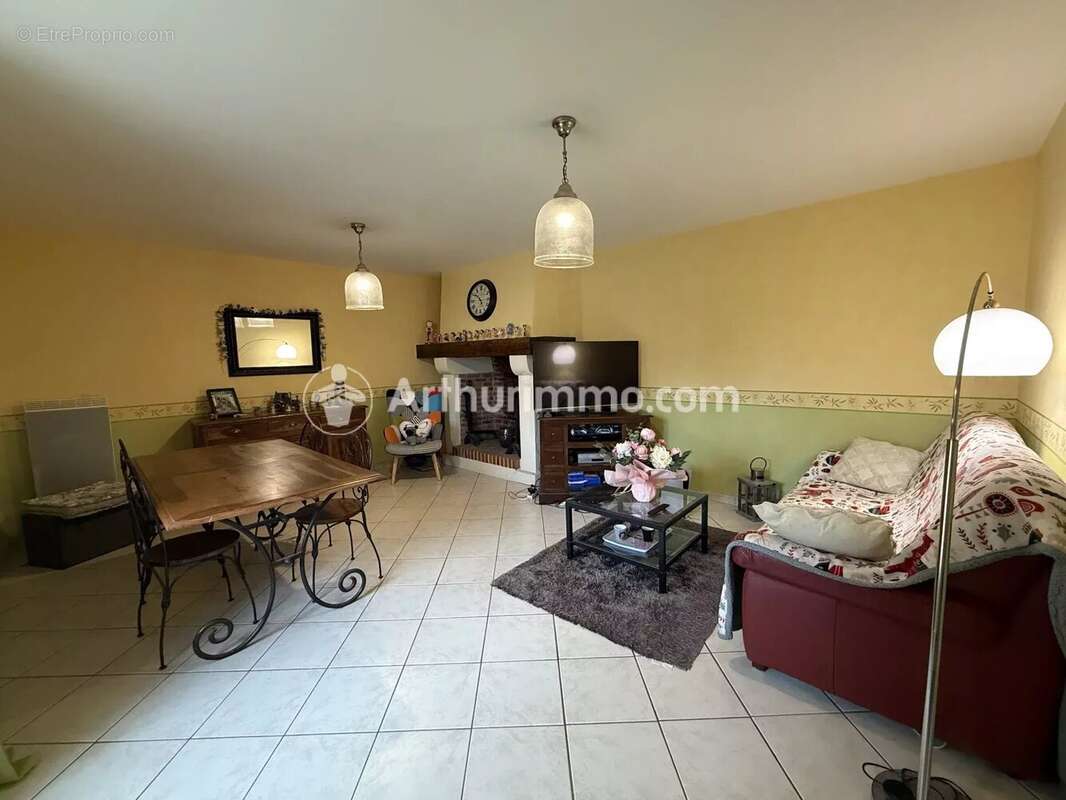 Maison à TOCANE-SAINT-APRE