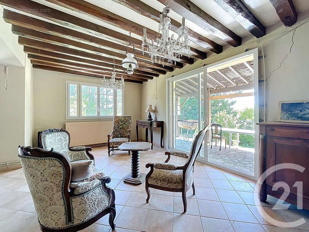 Maison à SAINT-VALERIEN