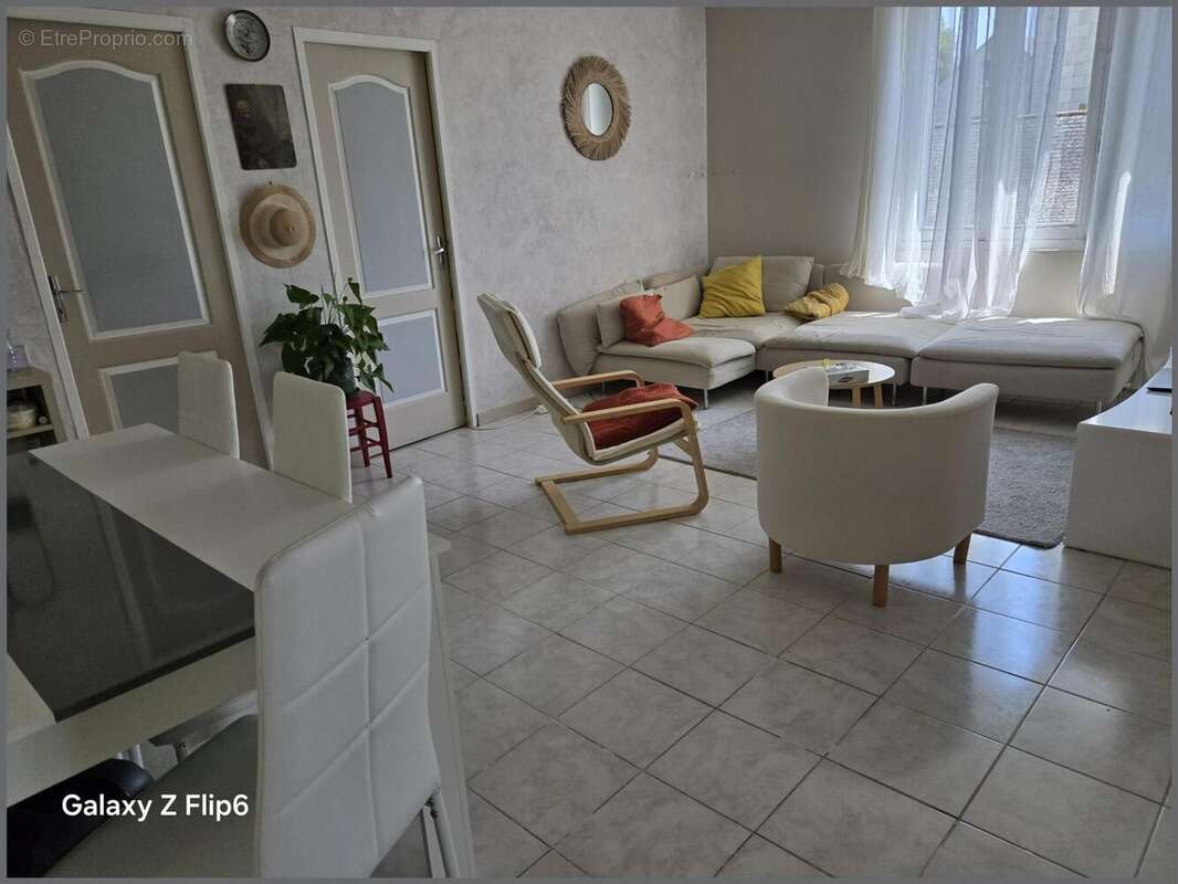 Photo 8 - Maison à LONGUE-JUMELLES