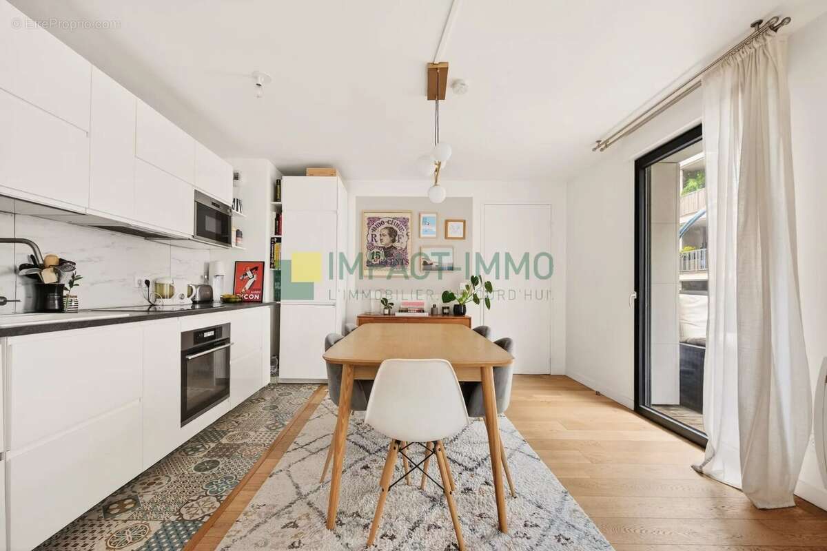 Appartement à CLICHY