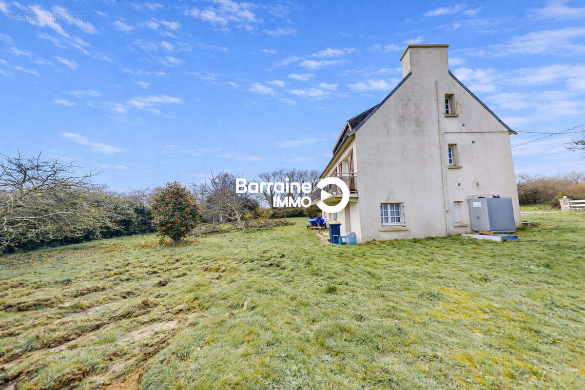 Maison à ROSCANVEL