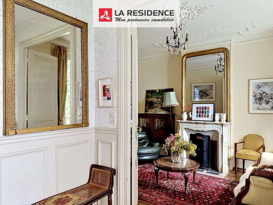 Maison 289 m² à Paris-17e  - photo 2
