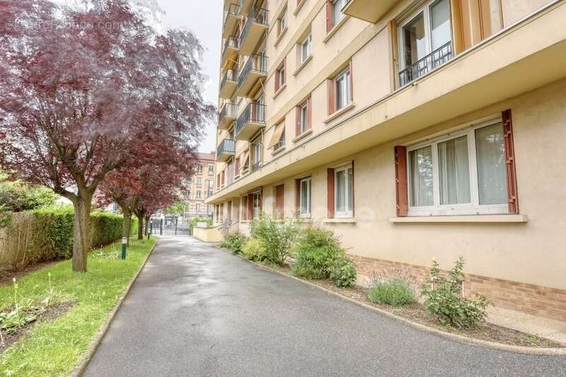 Appartement à CHATILLON